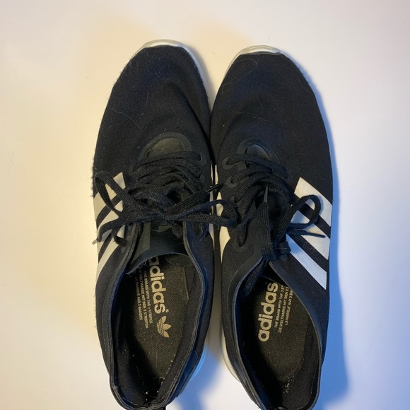 Adidas Running Shoes - Picture 4 of 7